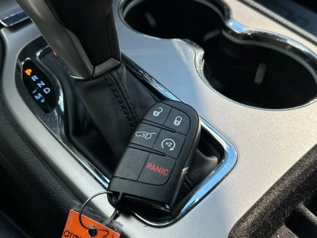 Used 2019 Bright White Clearcoat Jeep Altitude image 44