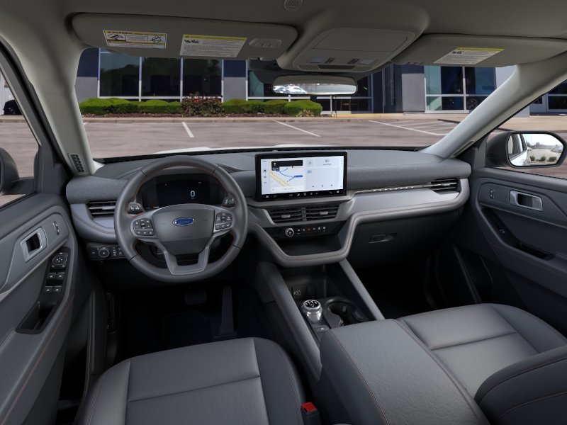 New 2026 Star White Metallic Tri-Coat Ford Active image 9