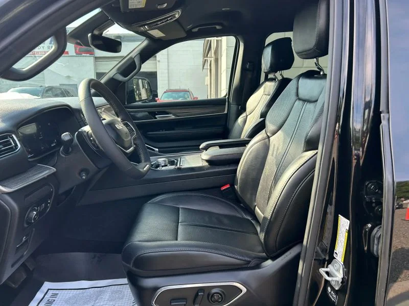 Used 2024 Black Jeep Series II Sport Utility 4D image 40