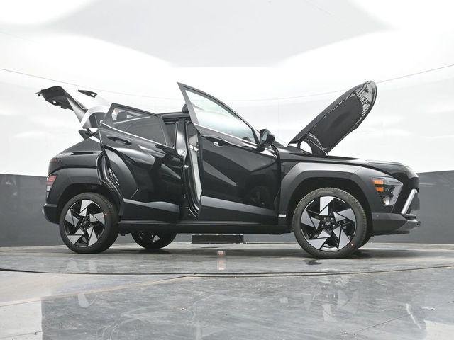 New 2027 Black Hyundai Limited AWD image 31