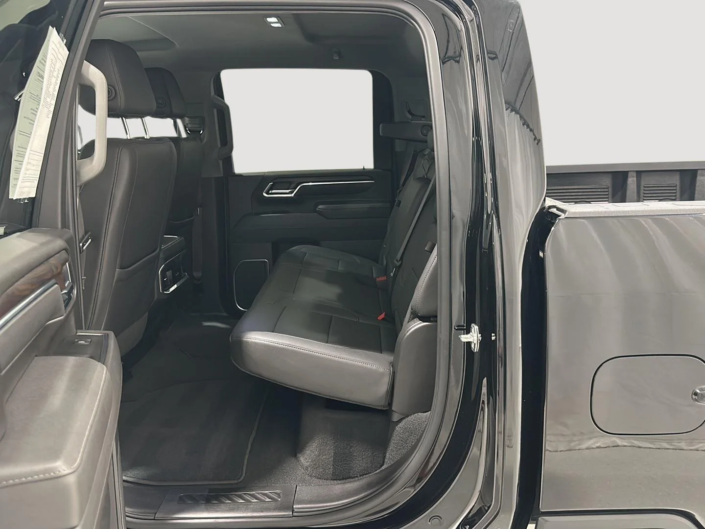 Used 2026 Onyx Black GMC SLT image 21