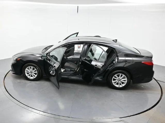 Used 2025 Midnight Black Me Toyota LE image 38