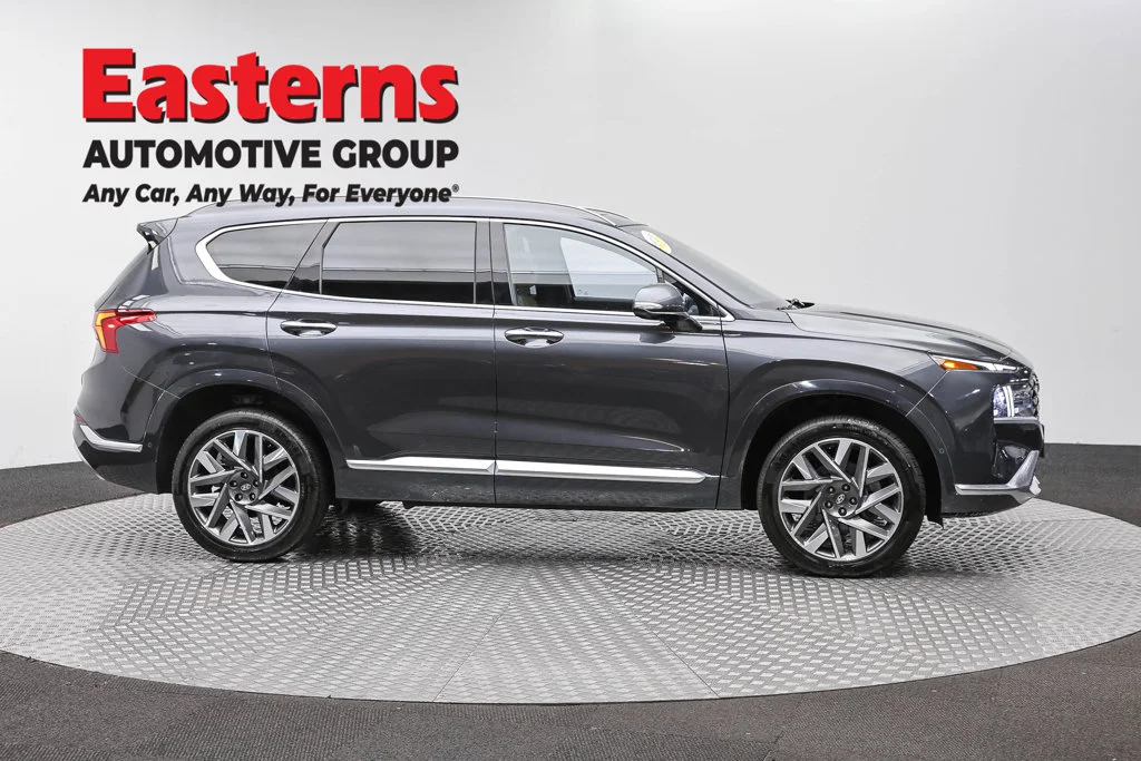 Used 2023 Gray Hyundai Calligraphy image 4