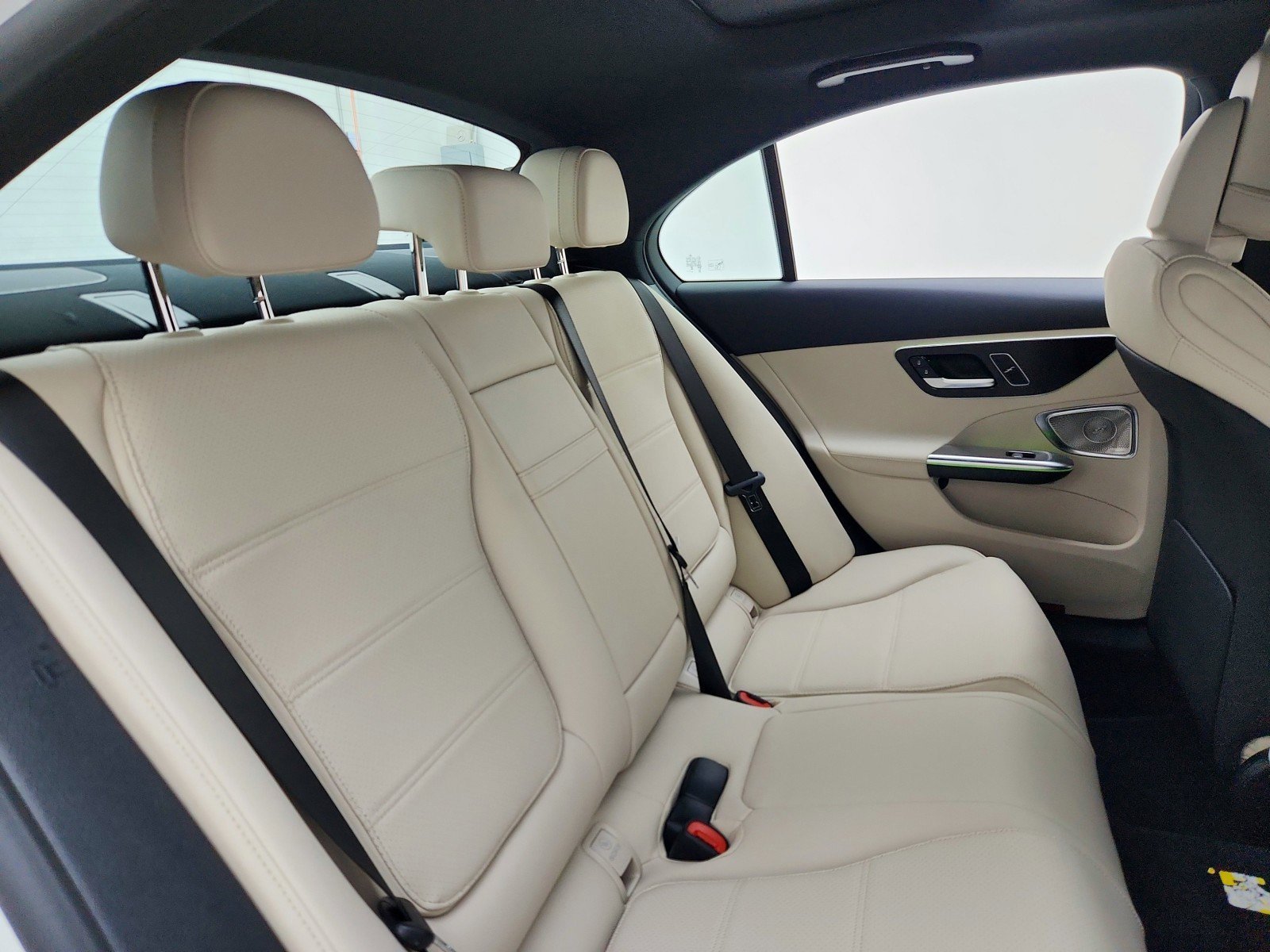 New 2026 Polar White Mercedes-Benz C 300 Sedan image 42
