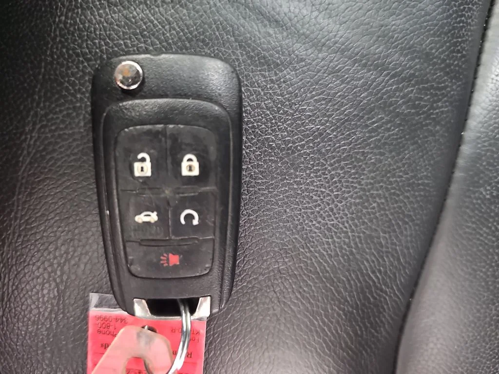 Used 2014 Red Chevrolet LTZ image 40