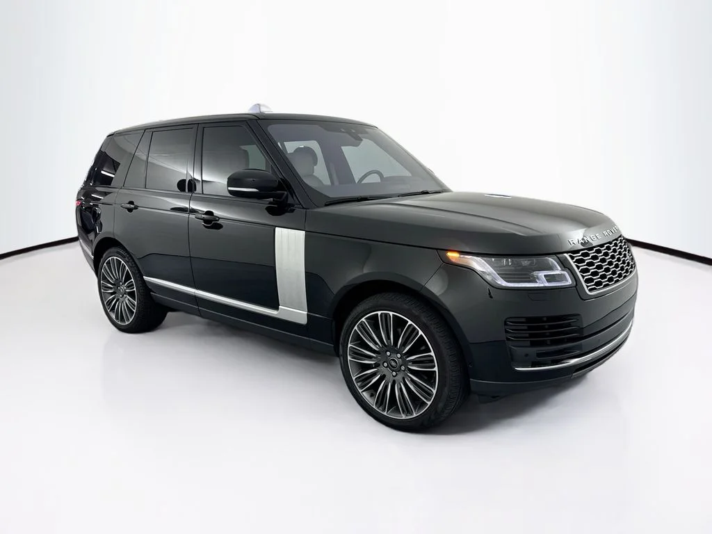 Used 2022 Black Land Rover Westminster image 3