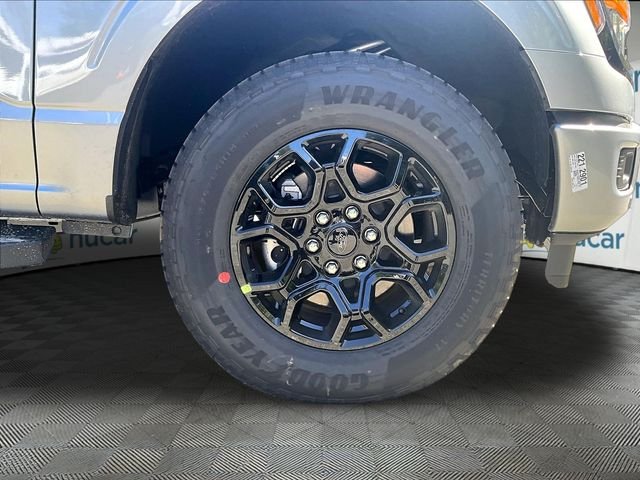 New 2026 Iconic Silver Metallic Ford XLT image 13