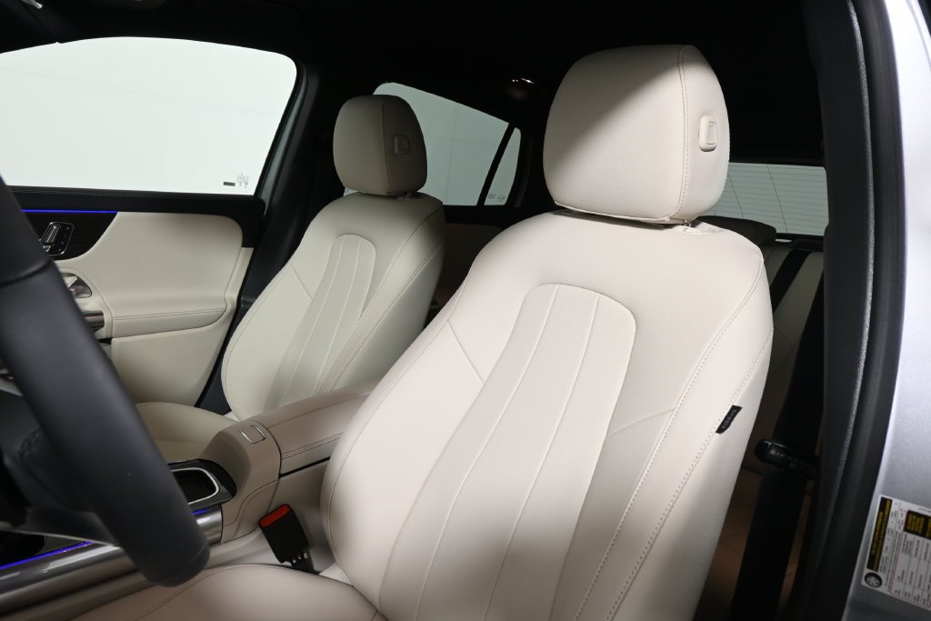Used 2026 Cirrus Silver Metallic Mercedes-Benz GLA 250 image 15