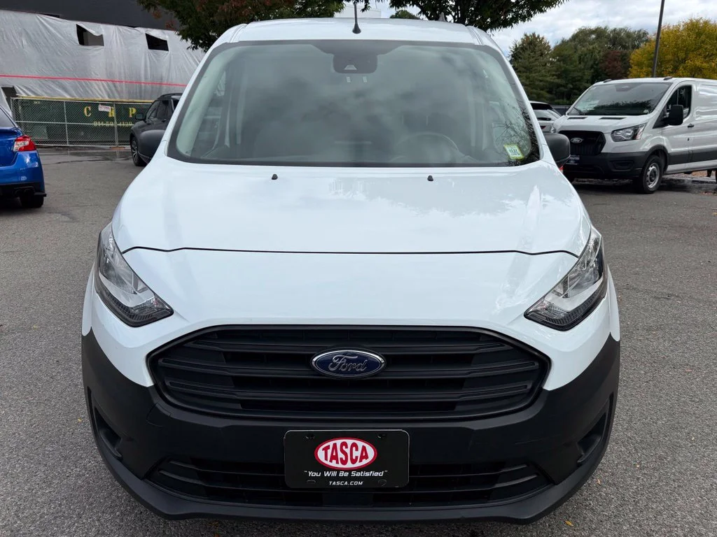 Used 2022 Frozen White Ford XL image 3