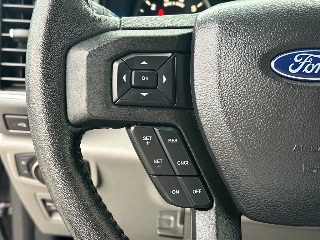 Used 2018 Shadow Black Ford XLT image 18