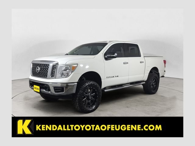 2018 Nissan Titan SV 4X4 Crew Cab's photo