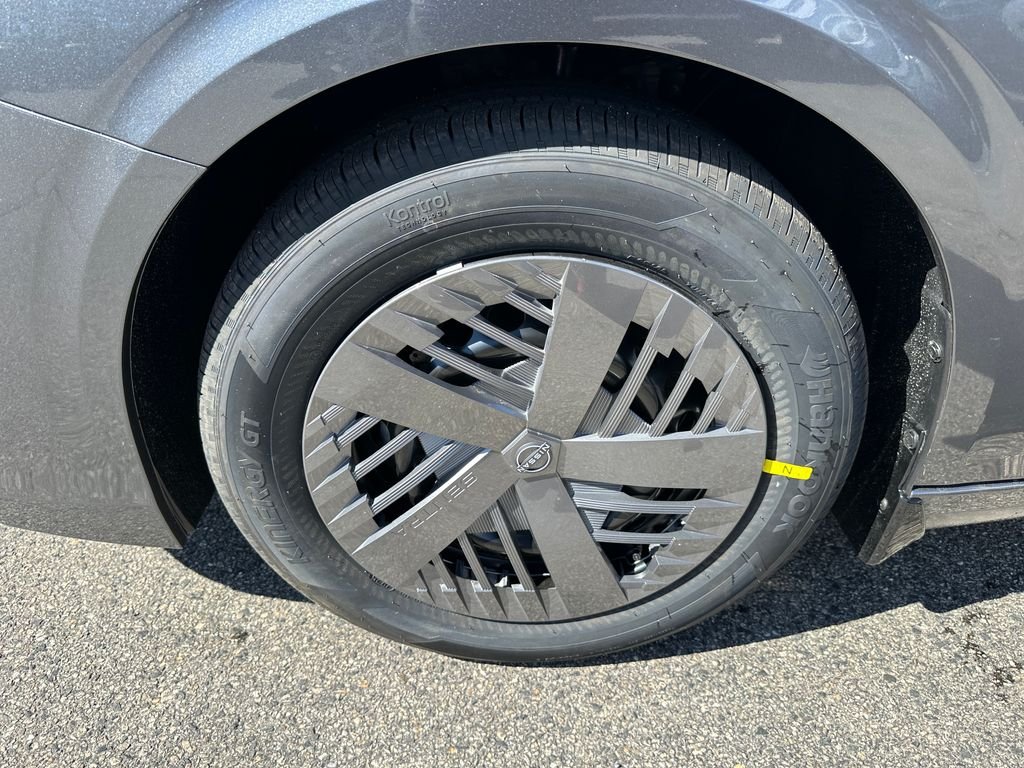 2026 Nissan Sentra SV - Photo 9