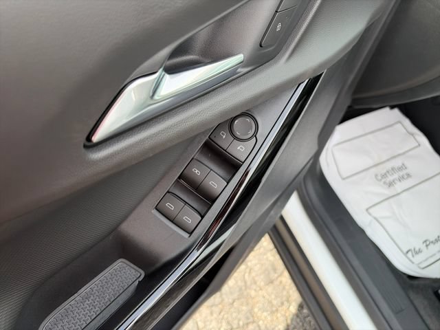 2027 Chevrolet Equinox LT - Photo 11