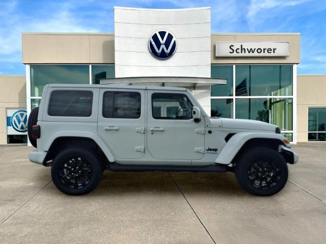 Used 2021 Bright White Clearcoat Jeep Unlimited Sahara High Altitude image 5