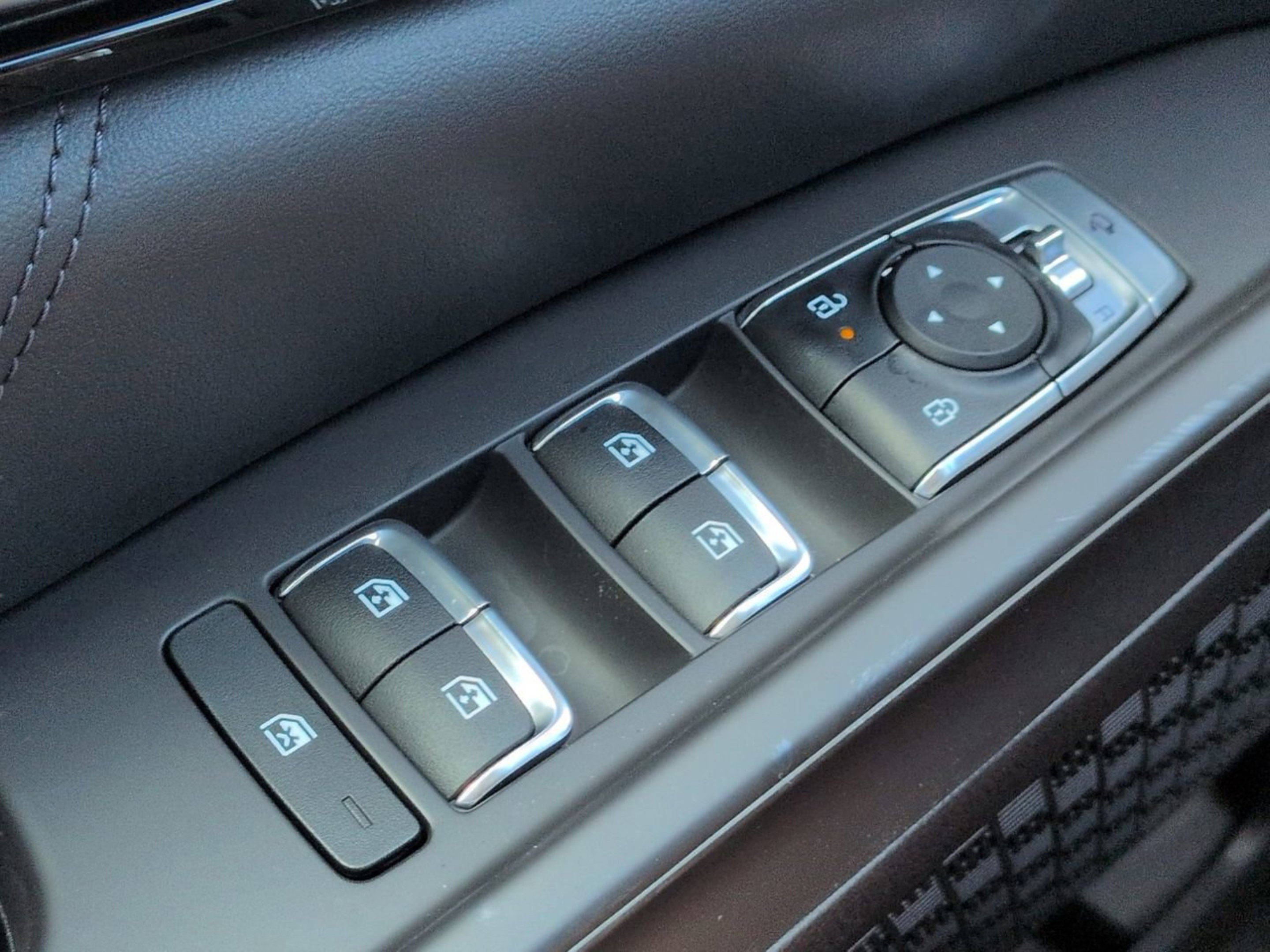 New 2026 Aurora Black Pearl Kia SX Prestige image 26
