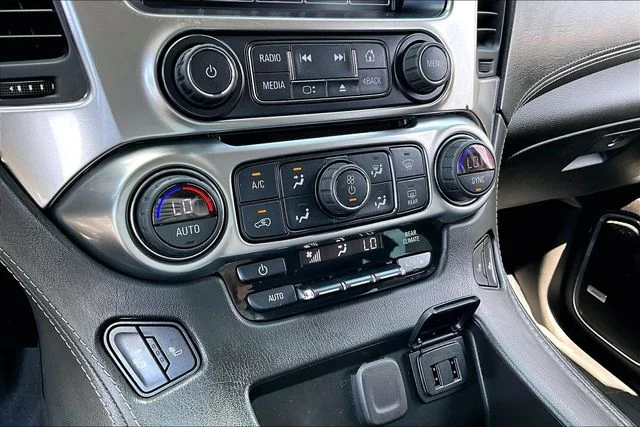 Used 2019 Black Chevrolet LT image 23