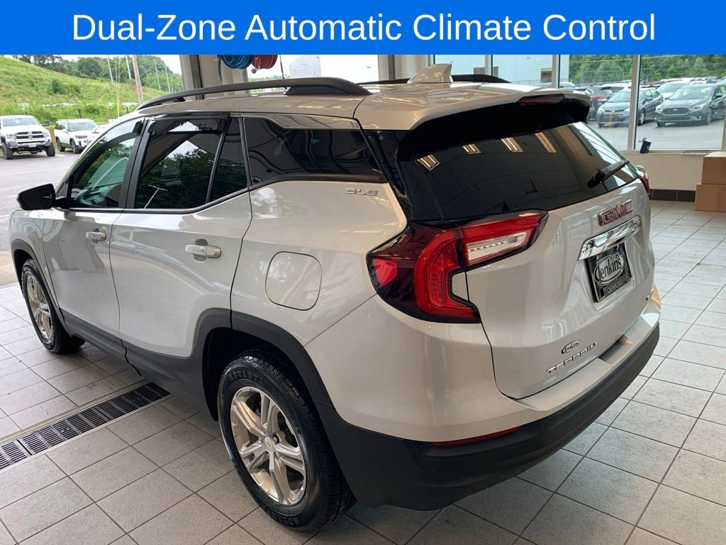 2022 GMC Terrain SLE - Photo 9