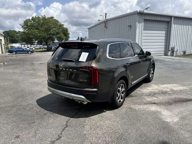 Used 2020 Green Kia EX image 5