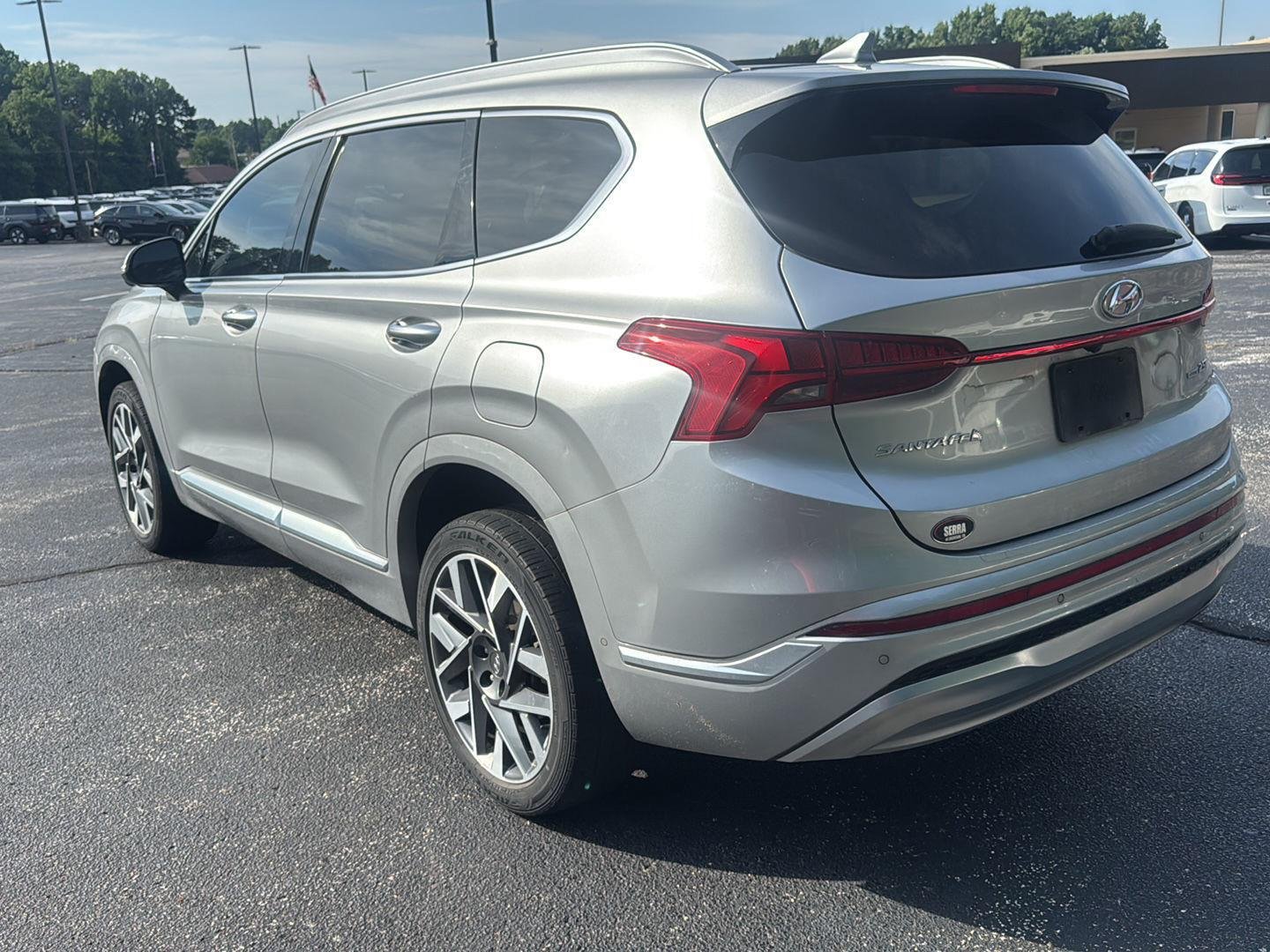 Used 2021 SILVER HYUNDAI  image 5