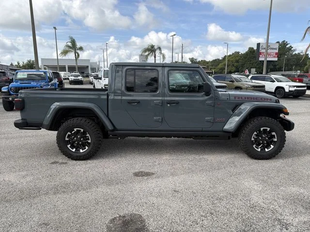 New 2026 Anvil Clear-Coat Exterior Paint Jeep Rubicon image 3