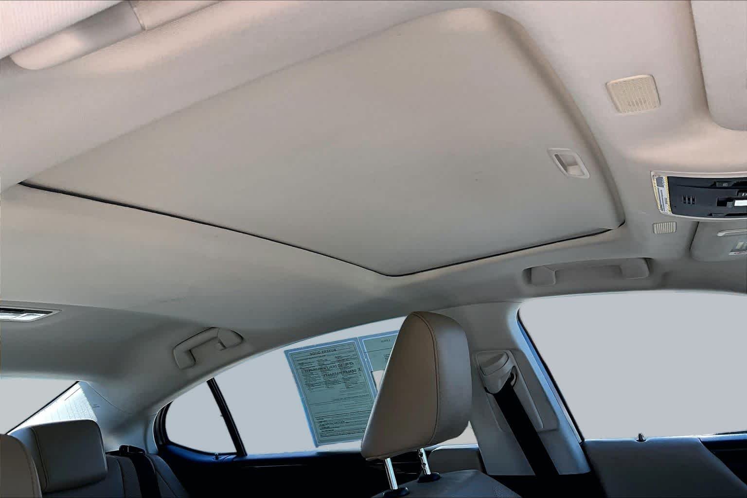 Certified Used 2021 Eminent White Pearl Lexus  image 14