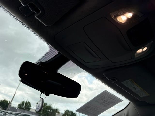Used 2024 Silver Chrysler Touring L image 20
