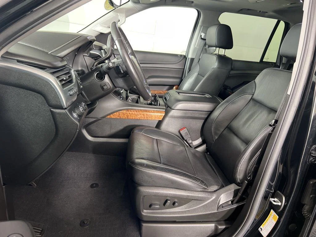Used 2020 Black Chevrolet Premier image 6