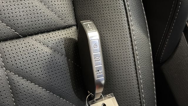 Used 2025 Black Kia SX X-Line image 44