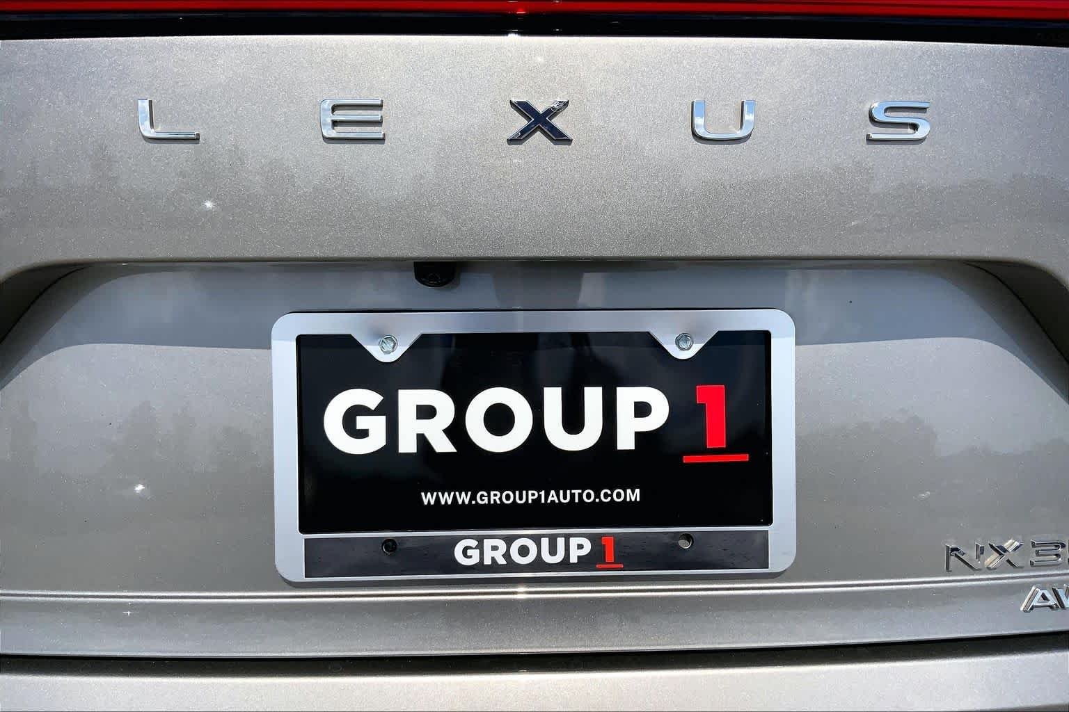 Used 2024 Atomic Silver Lexus F SPORT Handling image 30