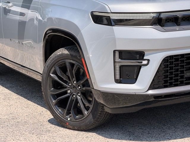 New 2026 Silver Zynith Jeep Grand Wagoneer image 3