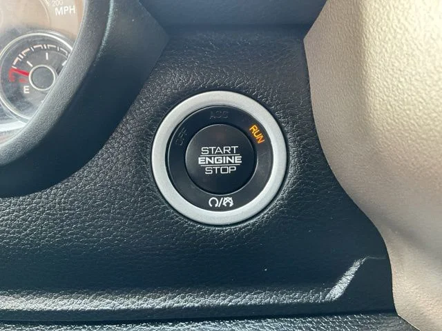 Used 2022 Blue Ram Laramie image 15