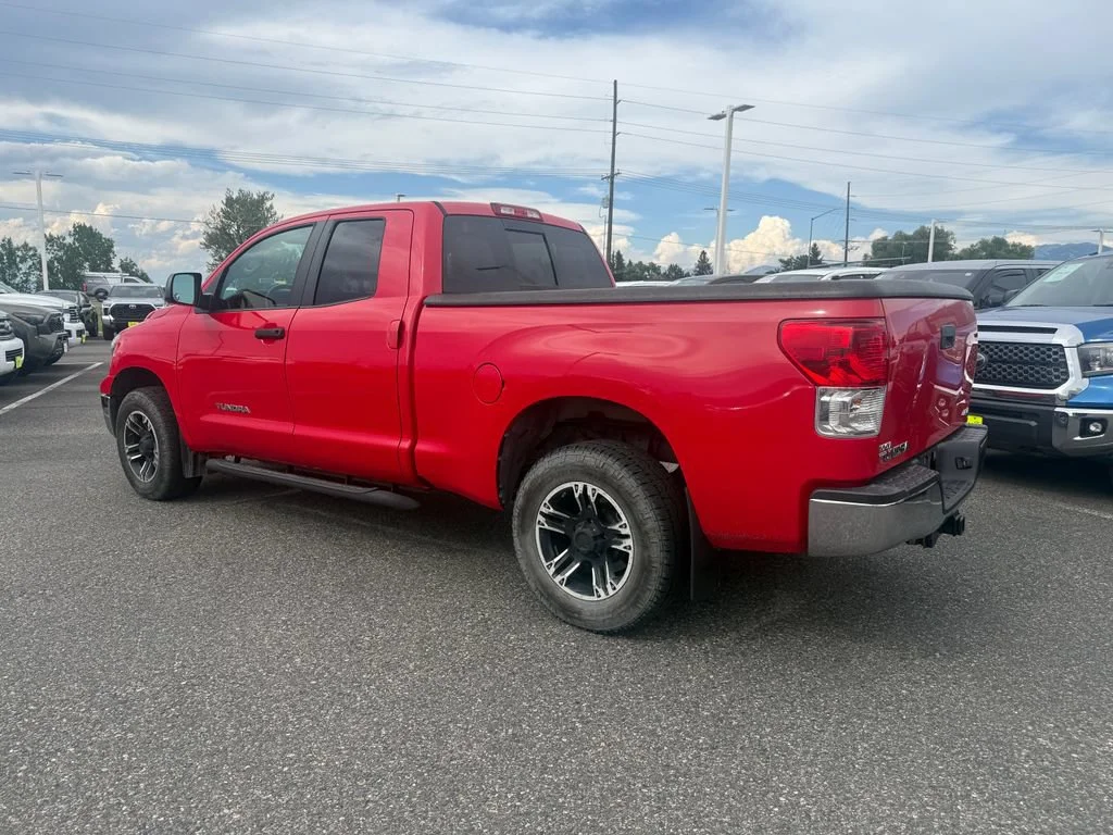 Used 2012 Red Toyota GRADE image 2