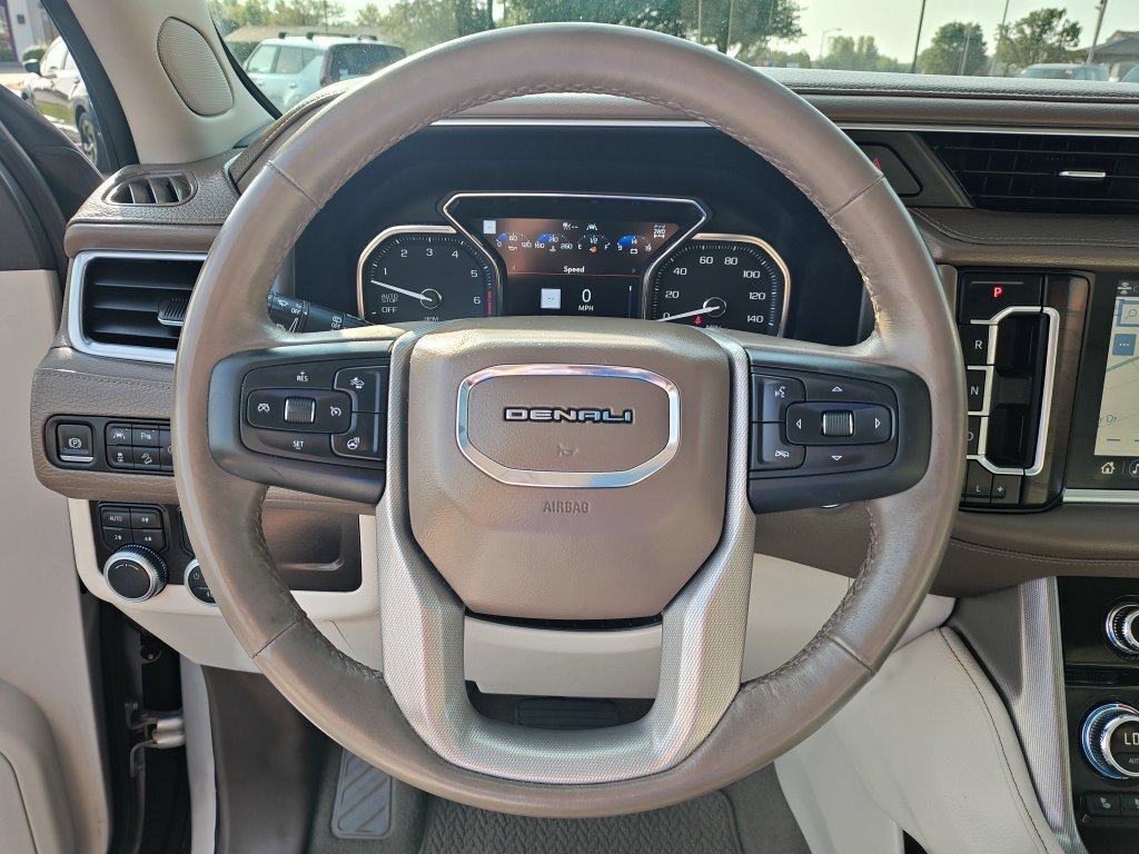 Used 2021 Beige GMC Denali image 17