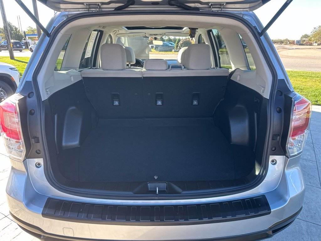 2018 Subaru Forester Premium - Photo 18