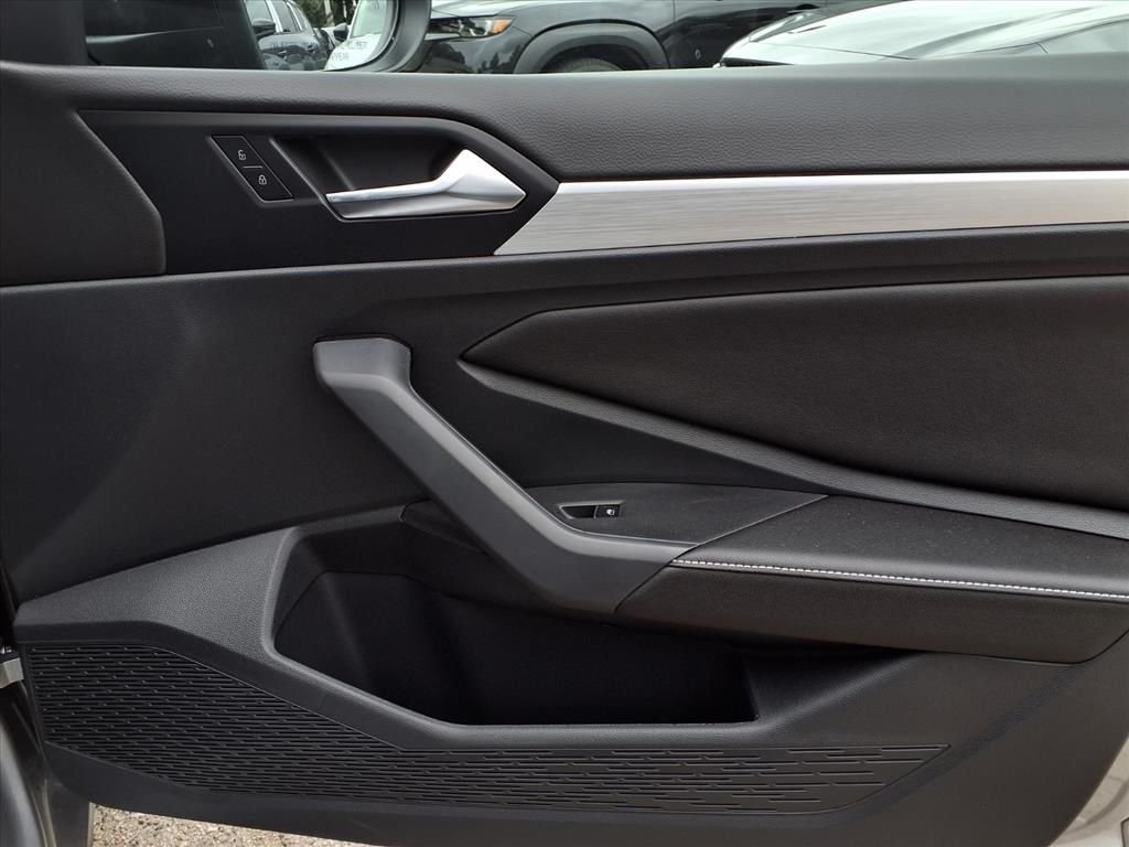2025 Volkswagen Jetta Sport - Photo 24