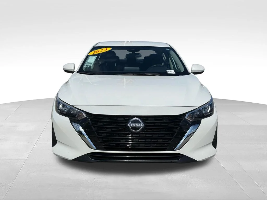 Used 2024 White Nissan SV image 25