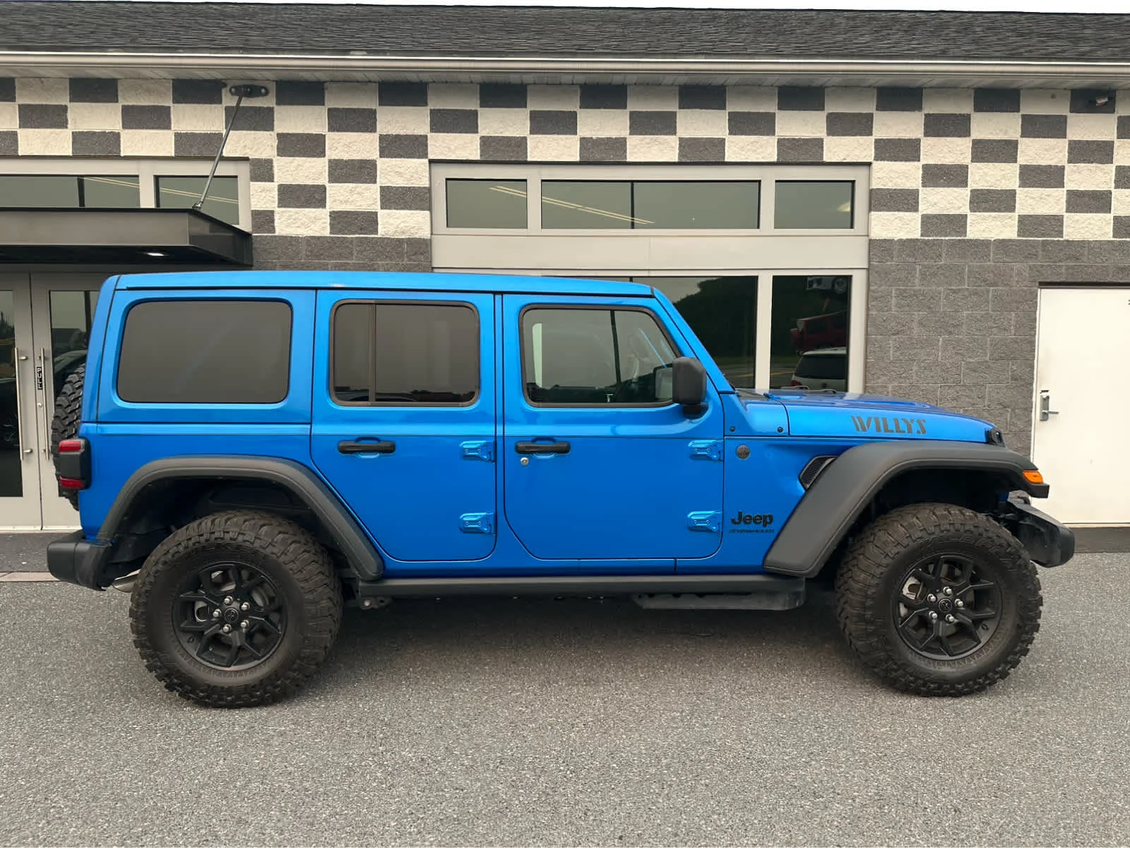 Used 2026 Hydro Blue Pearlcoat Jeep Willys image 8