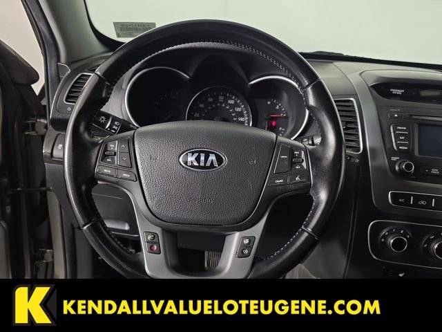Used 2014 Silver Kia LX image 10