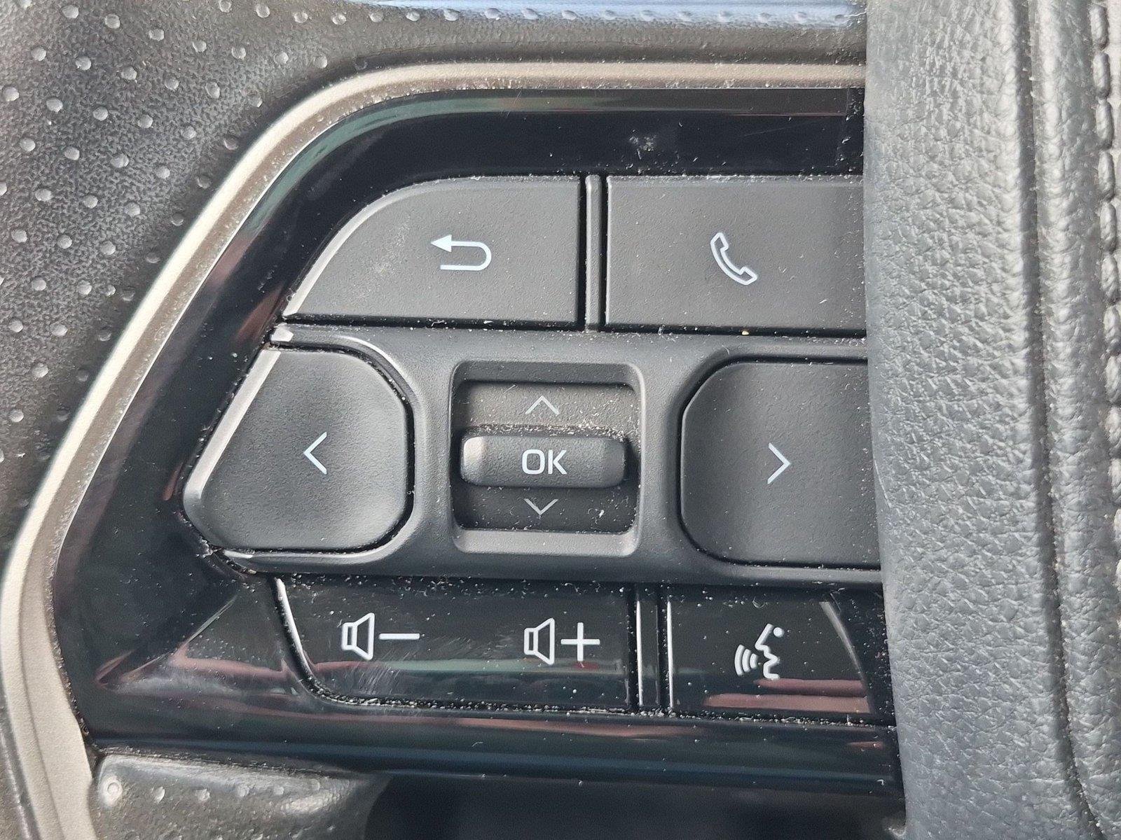 Used 2024 Ice Cap Toyota SR5 image 19