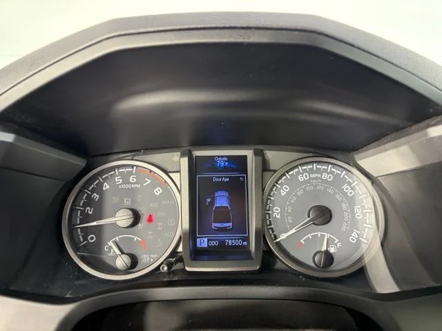 Used 2020  Toyota TRD Off-Road image 19