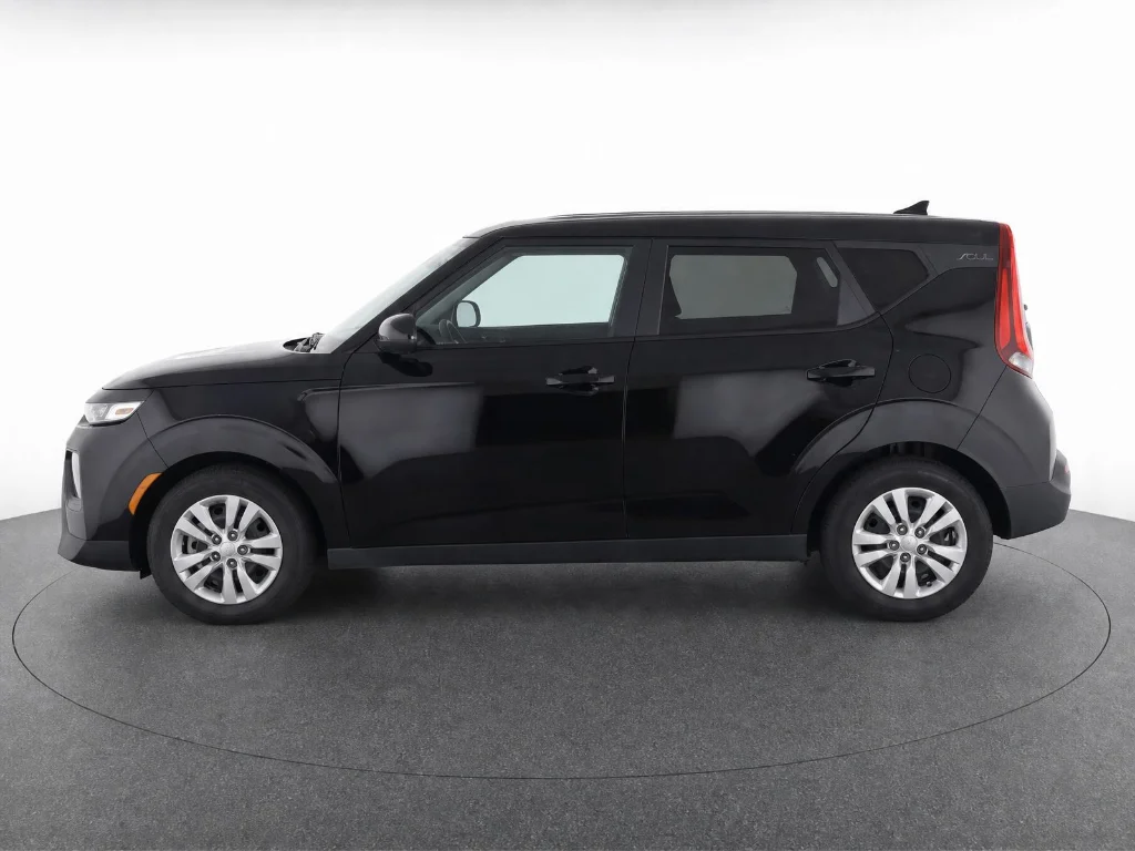 Used 2021 CHERRY BLACK Kia LX image 6