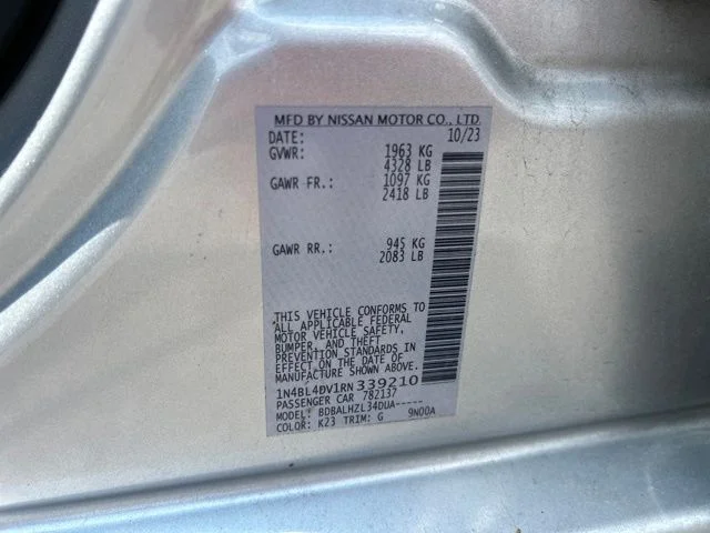 Used 2024 Silver Nissan 2.5 SV image 33