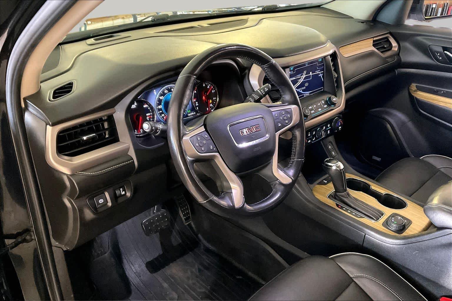 Used 2019 Ebony Twilight Metallic GMC Denali image 15