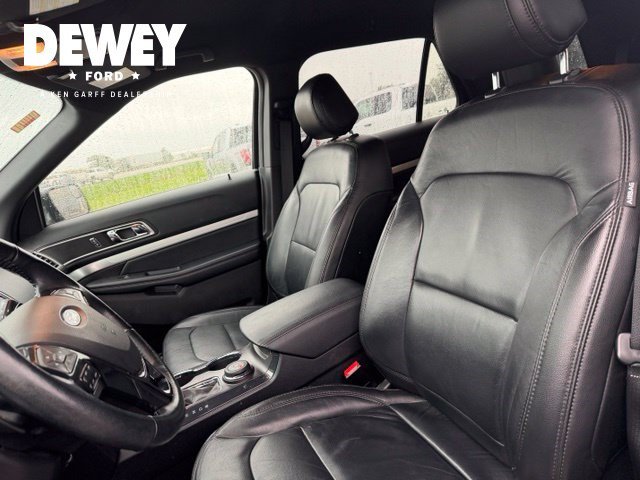 Used 2017 Magnetic Ford XLT image 16