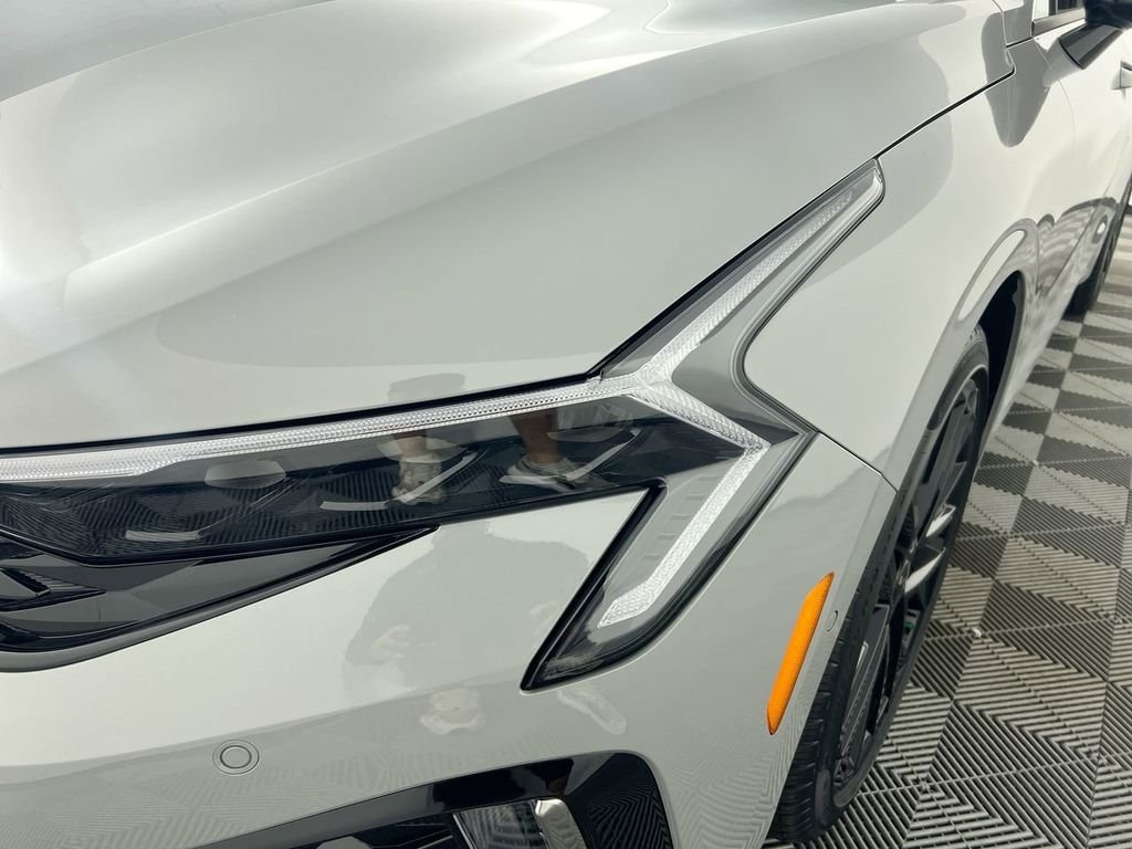 New 2026 Wolf Gray Kia GT image 11