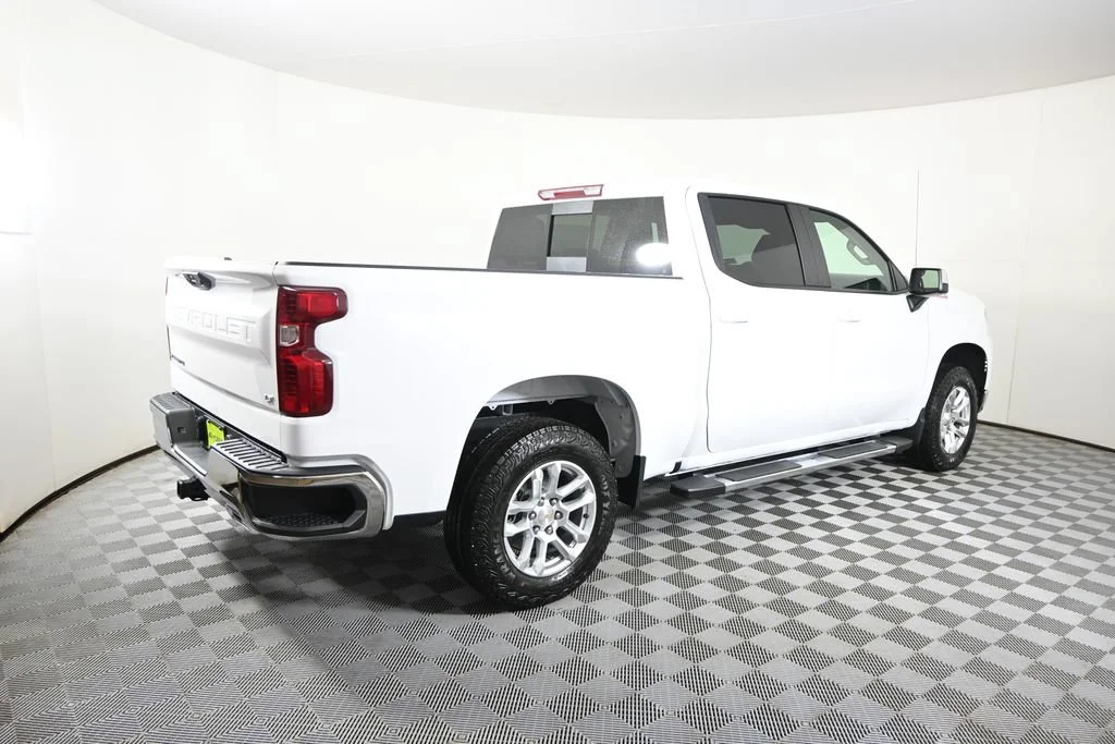 2026 Chevrolet Silverado 1500 LT - Photo 7