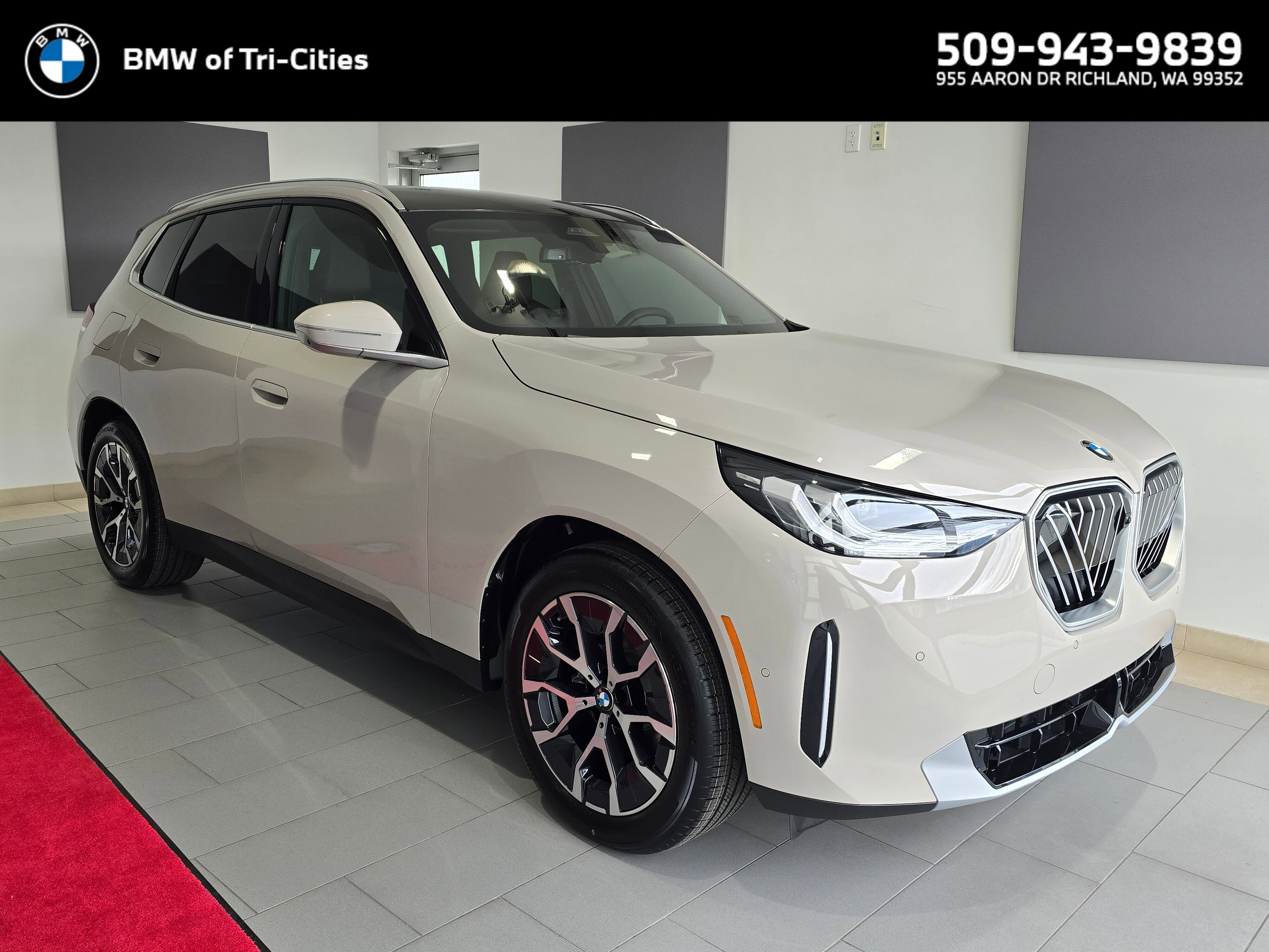 2026 BMW X3 30 XDRIVE's photo