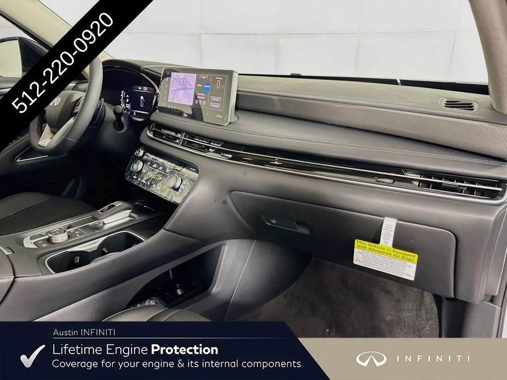 New 2027 White INFINITI LUXE image 40