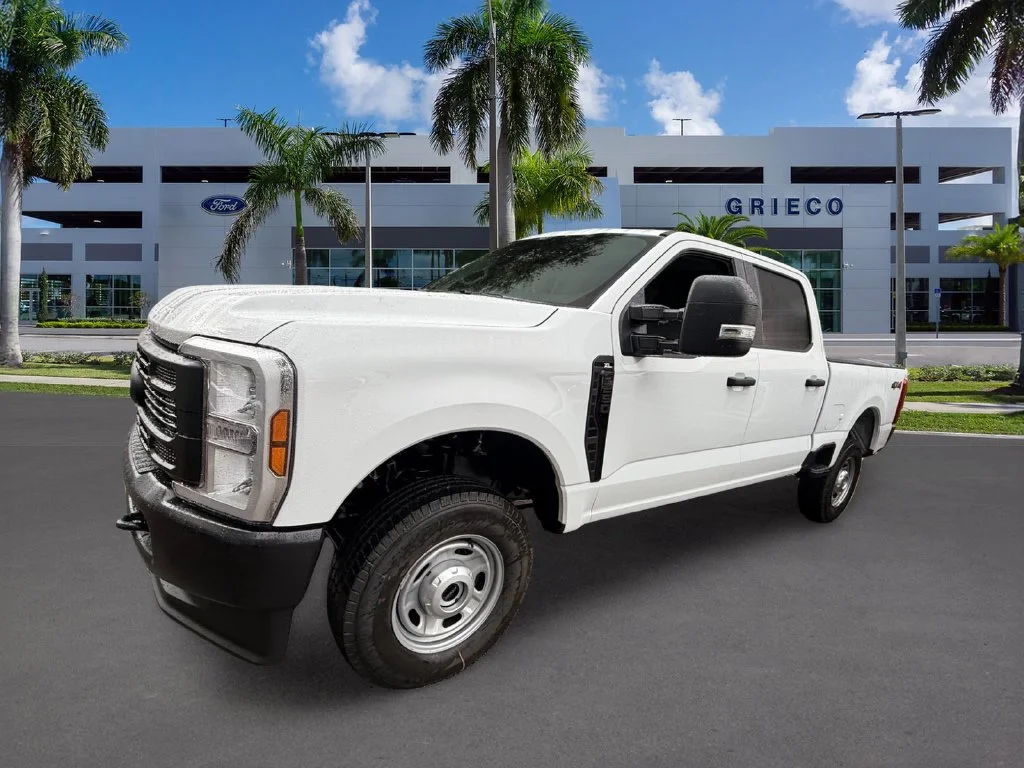 New 2027 White Ford XL image 3