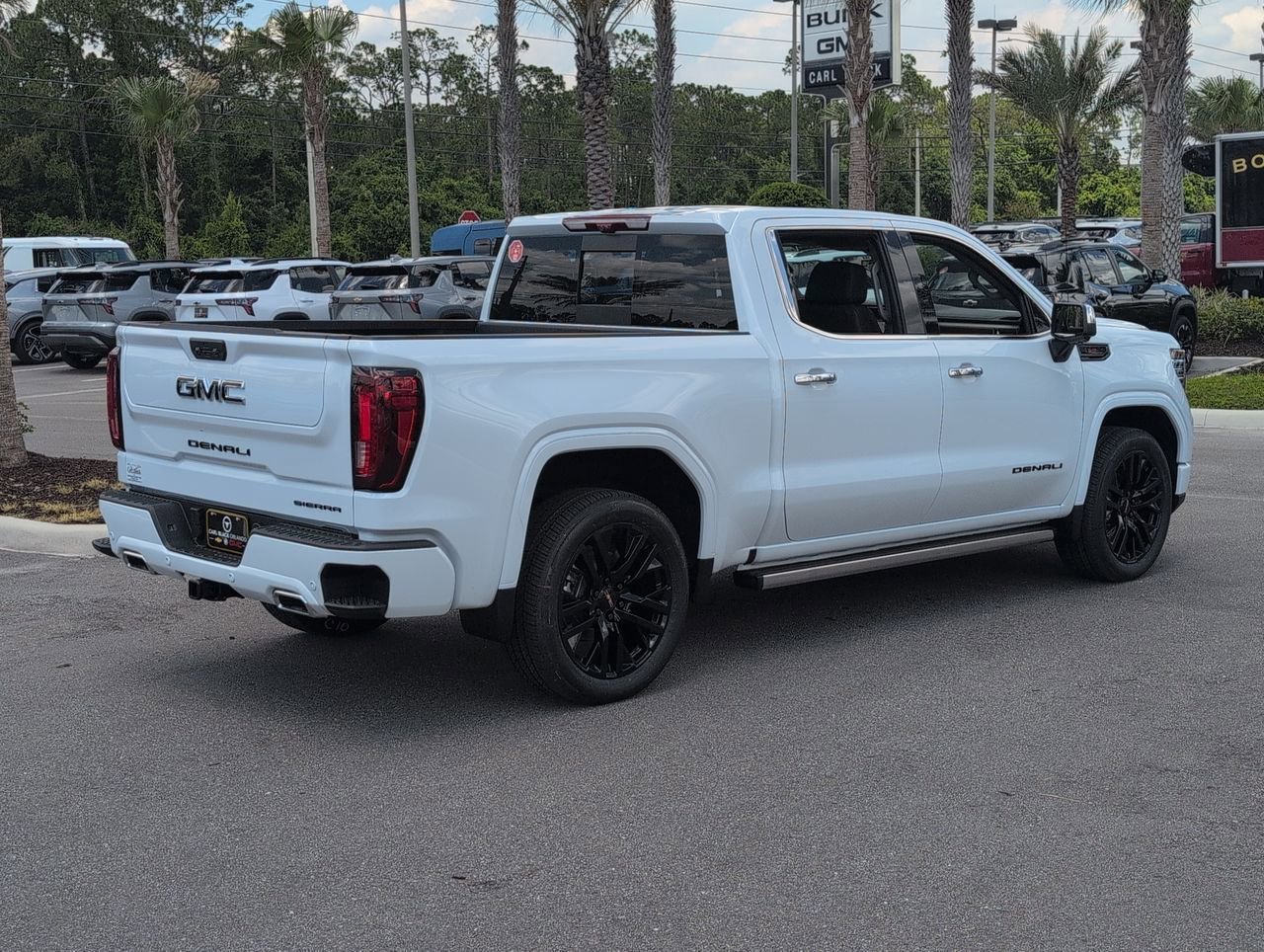 2026 GMC Sierra 1500 Denali - Photo 8
